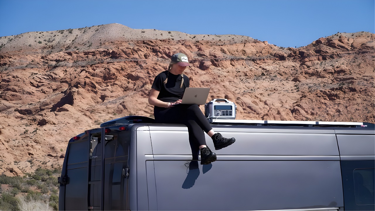 Small Tech, Big Impact: The Revolution of Portable Power Stations