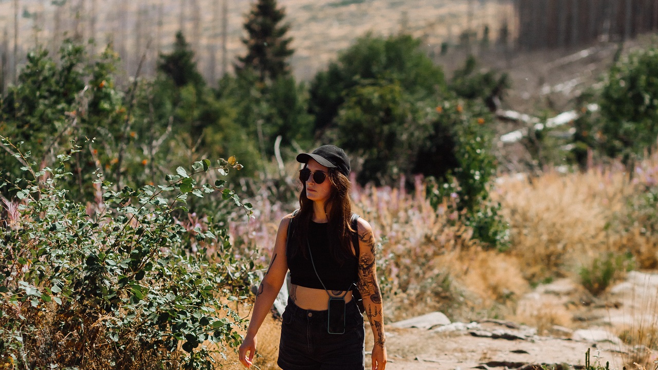 Pros and Cons of Air AR Glasses