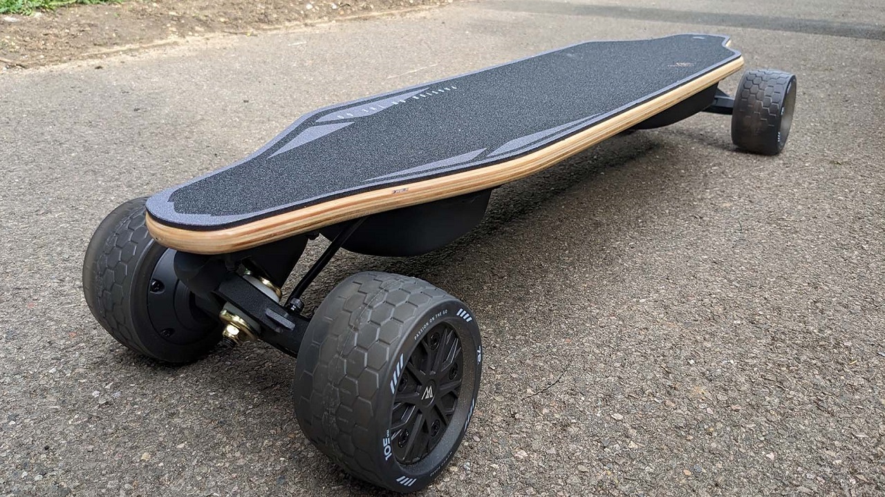 Electric Skateboarding for Students: A Campus Transportation Solution