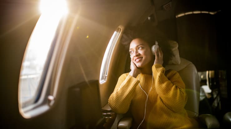 10 common money habits this CFP says his wealthiest self-made millionaire clients have that normal people could copy