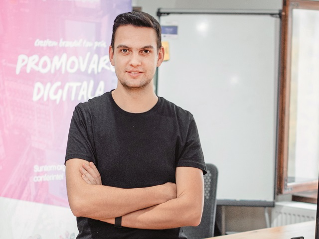 Oradea Tech Hub launched at the end of 2020 an acceleration program for start-ups with an annual budget of 300,000 euros. Tech start-ups can receive funding of up to 50,000 euros if they have a third of the team and company registered in Oradea