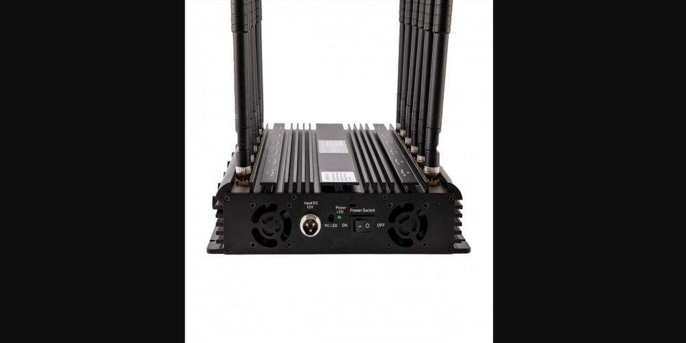 Why You Need a Quality 5G Jammer for Your Entertainment Room