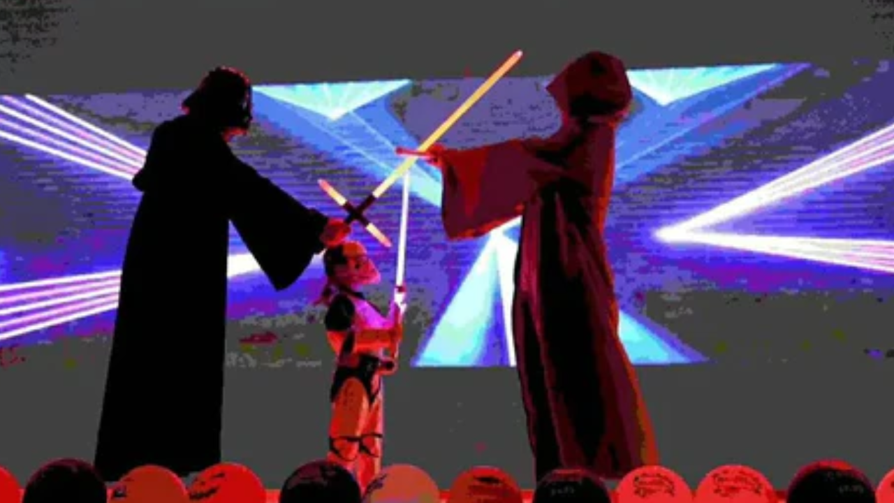 What Are The Top Qualities Of The Ideal Lightsaber?