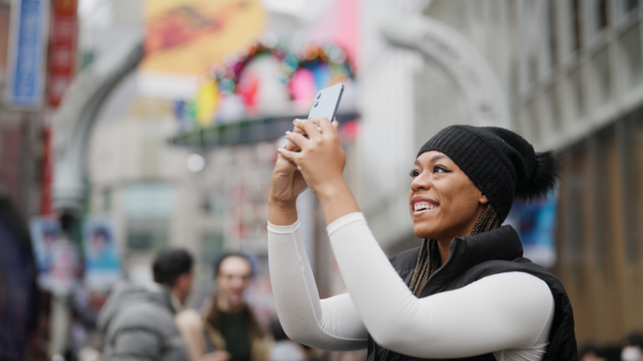 How Would You Describe the Bytesim eSIM’s Features and Advantages?