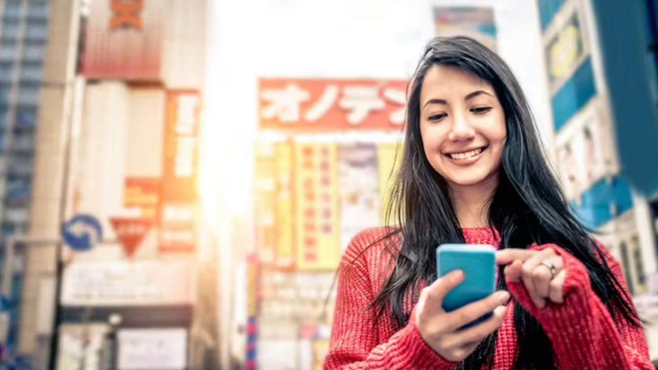 How Might You Describe the Japan eSIM’s Key Specs?