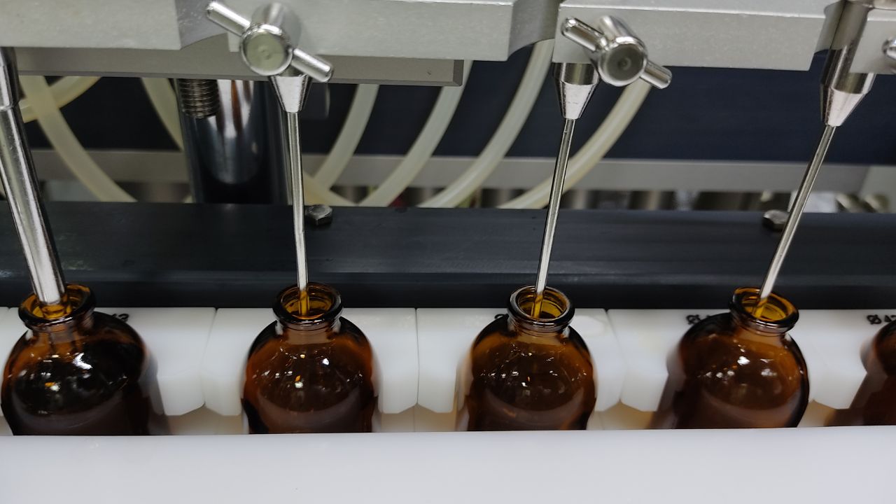 How to Choose Automatic Filling Machines in the Pharmaceutical Industry