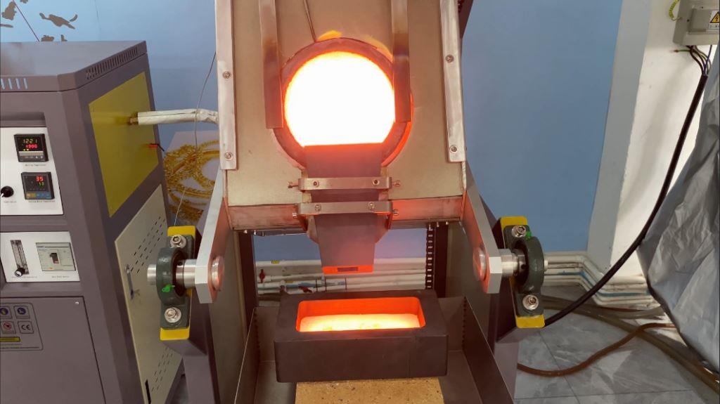 Determining a good metal melting and casting furnace