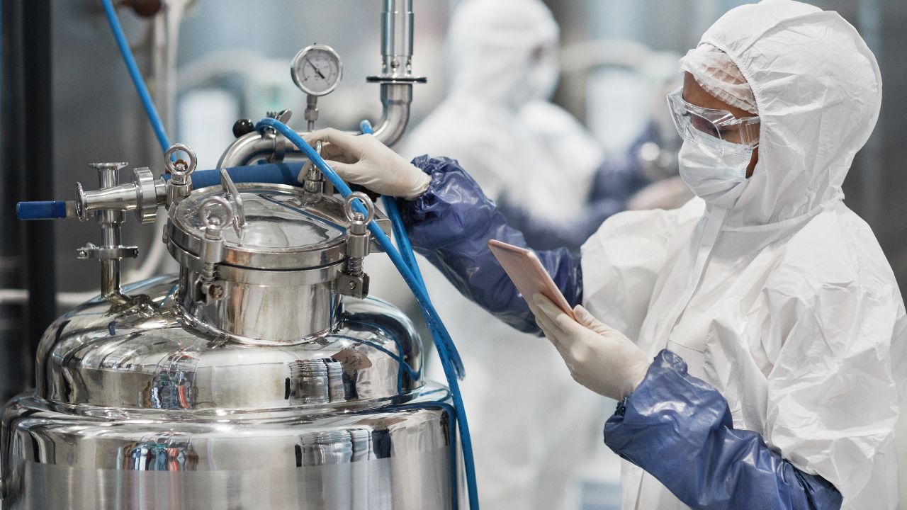 Maintenance of Pharmaceutical Production Equipment