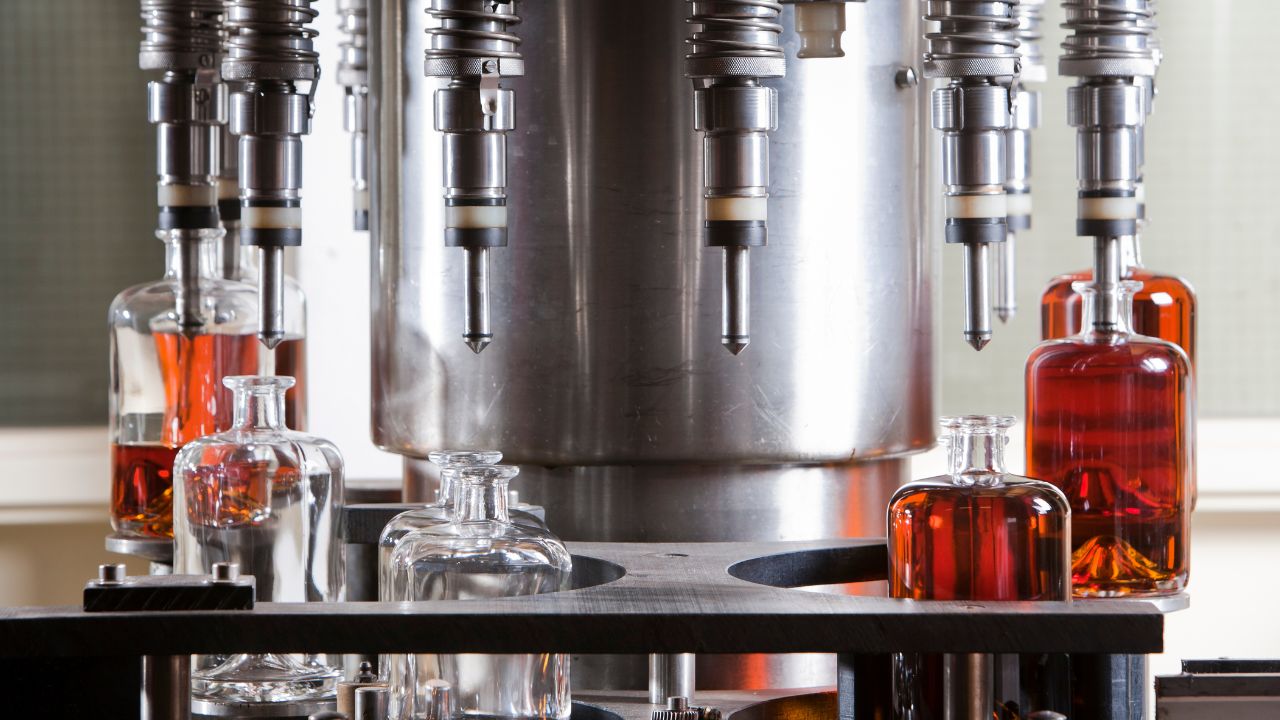 Working Principle of Liquid Filling Machines