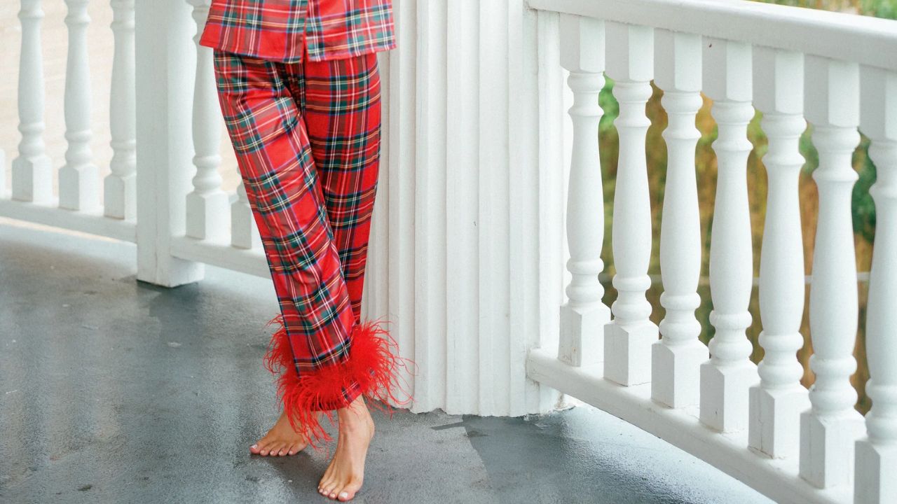Why Are Sexy Christmas Pajamas the Holiday Trend You Can’t Miss?