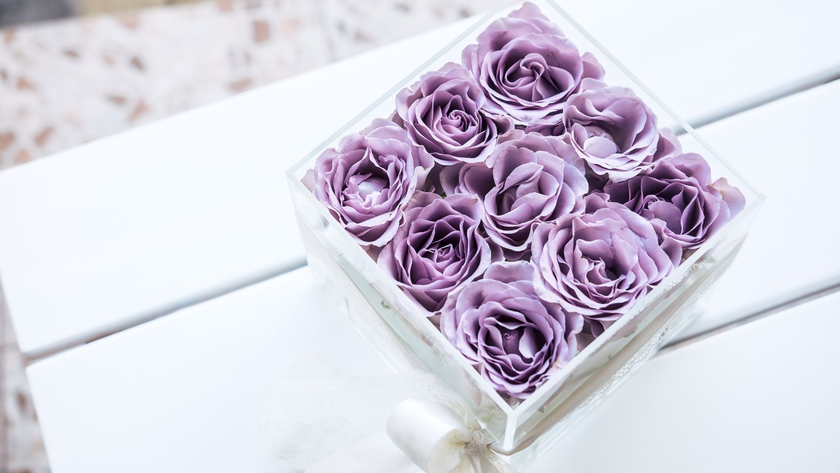 6 Creative Ways Clear Acrylic Boxes Can Make your Display Standout