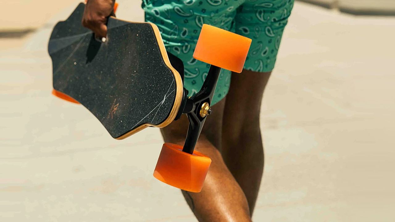 What Are Some Tips For Riding Electric Skateboard In Rain?