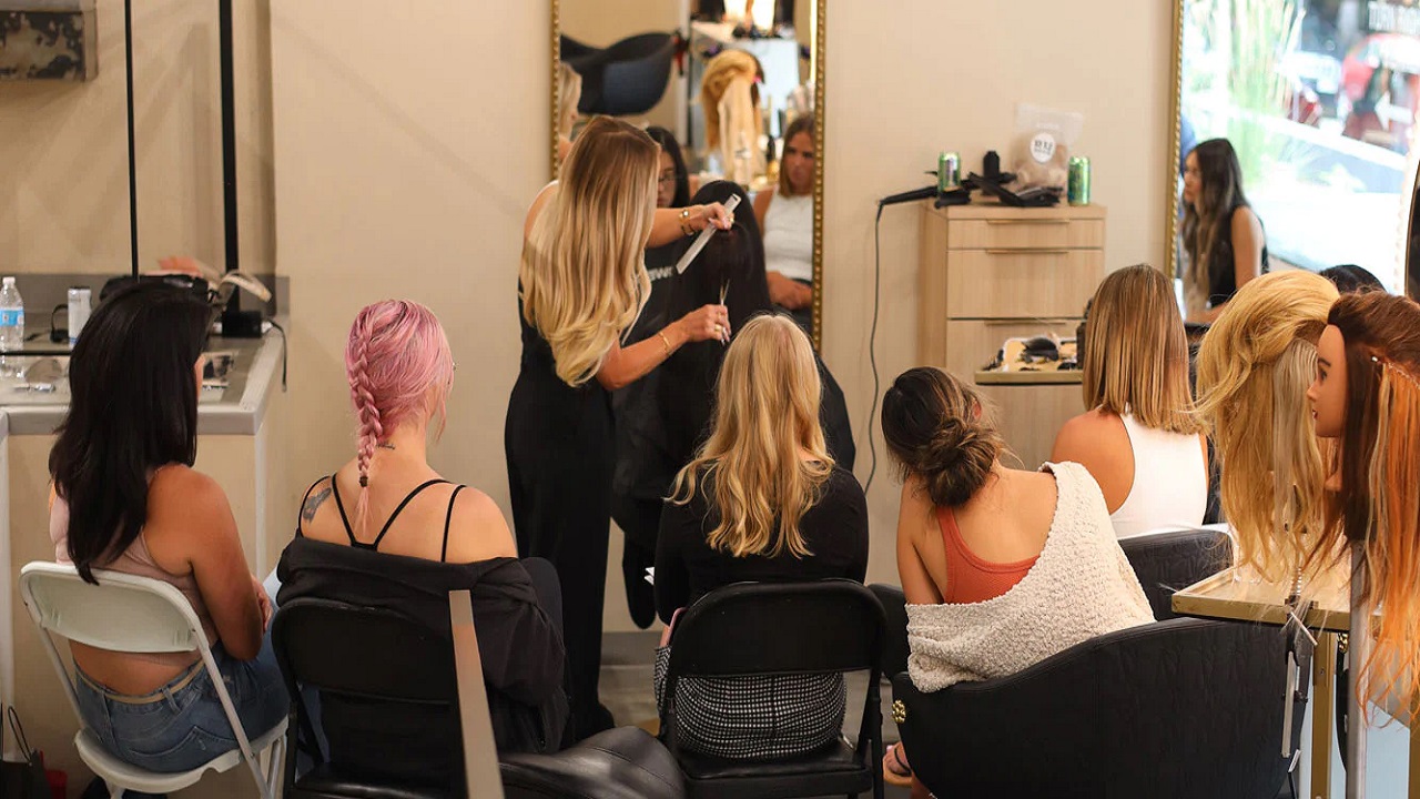 Exploring Environmental Benefits of Human Hair Extensions: Eco-Friendly Solution