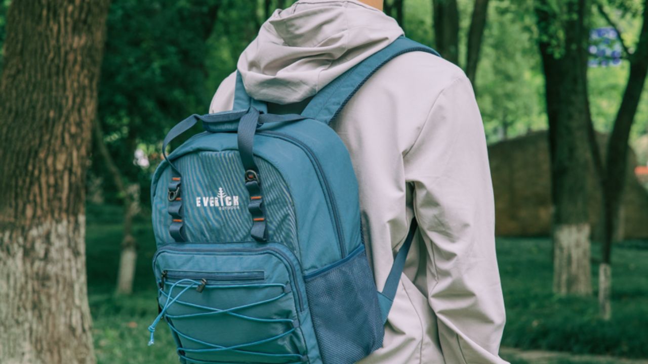 From Office to Outdoors: The Versatility of Everich’s Lunch Bags