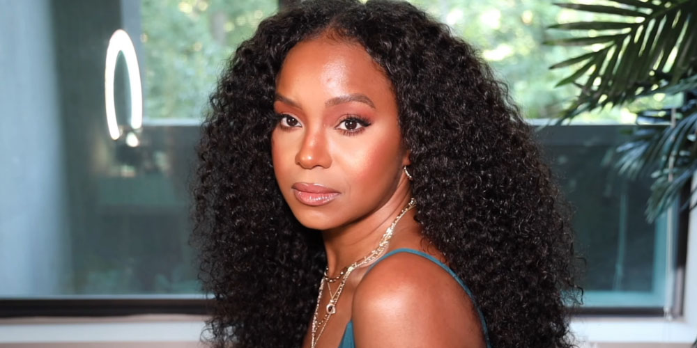 Reasons Why You Should Go Ahead With A V Part Wig?