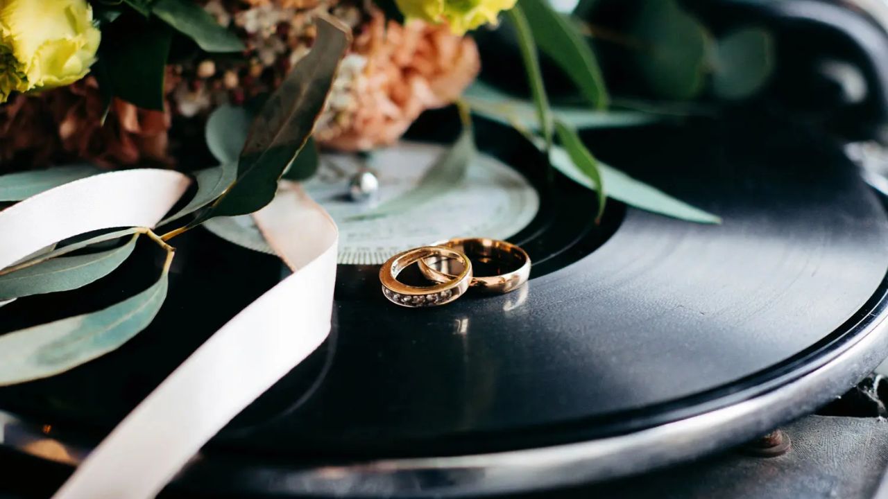 Toolsmart’s Role in Crafting a Seamless Wedding Playlist for Your Big Day