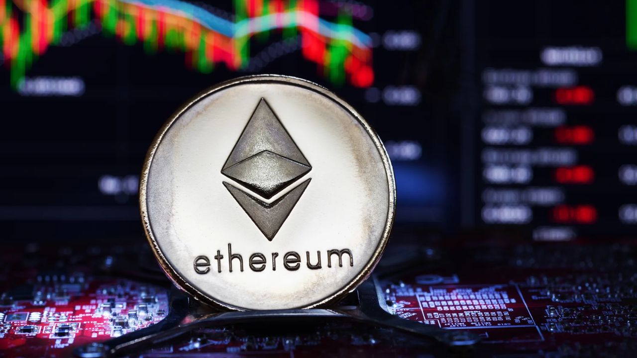 Tracking Ethereum: Real-Time ETH to USD Analysis on Bitget