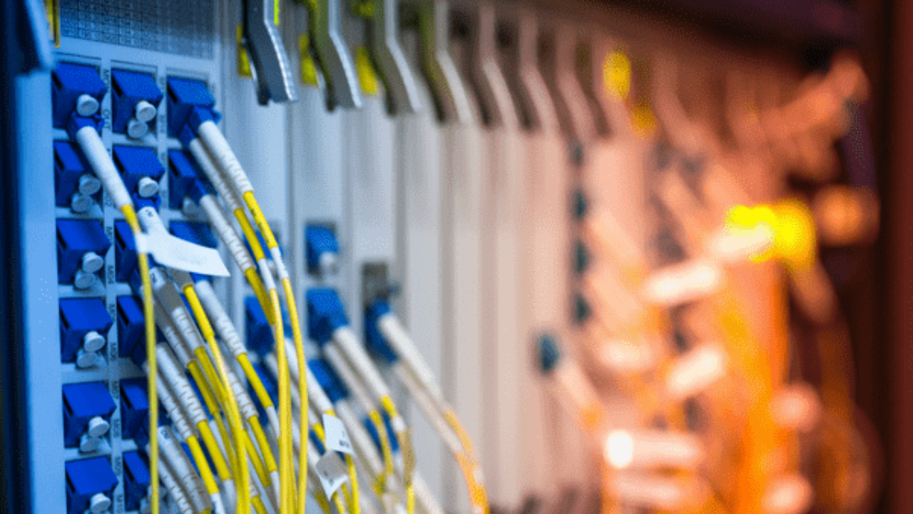 What Environmental Factors Can ADSS Cables Withstand?