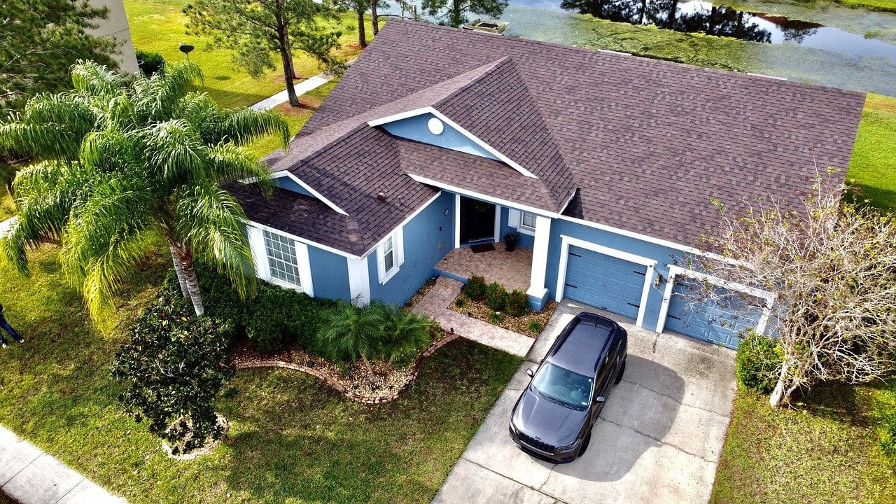 Garage Door Safety: Protecting Your Family and Vehicles