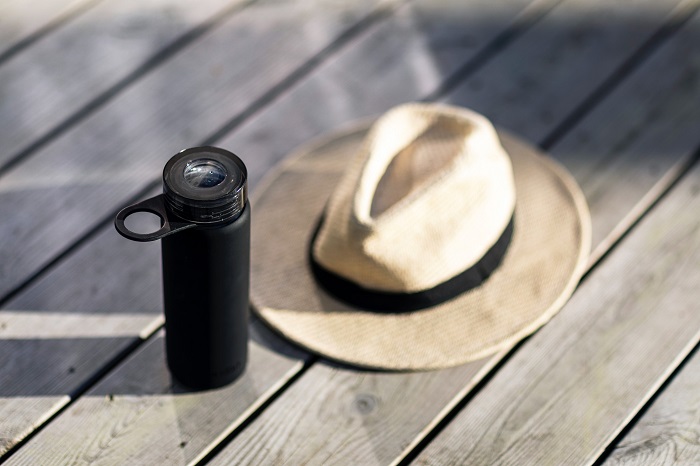 Using smart water bottles, say no to stains