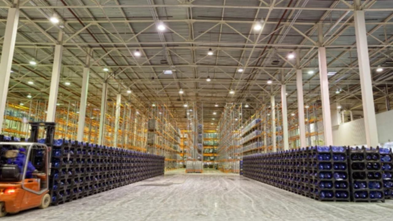 Why Is It Better To Use LED Lamps In A commercial Lighting System?