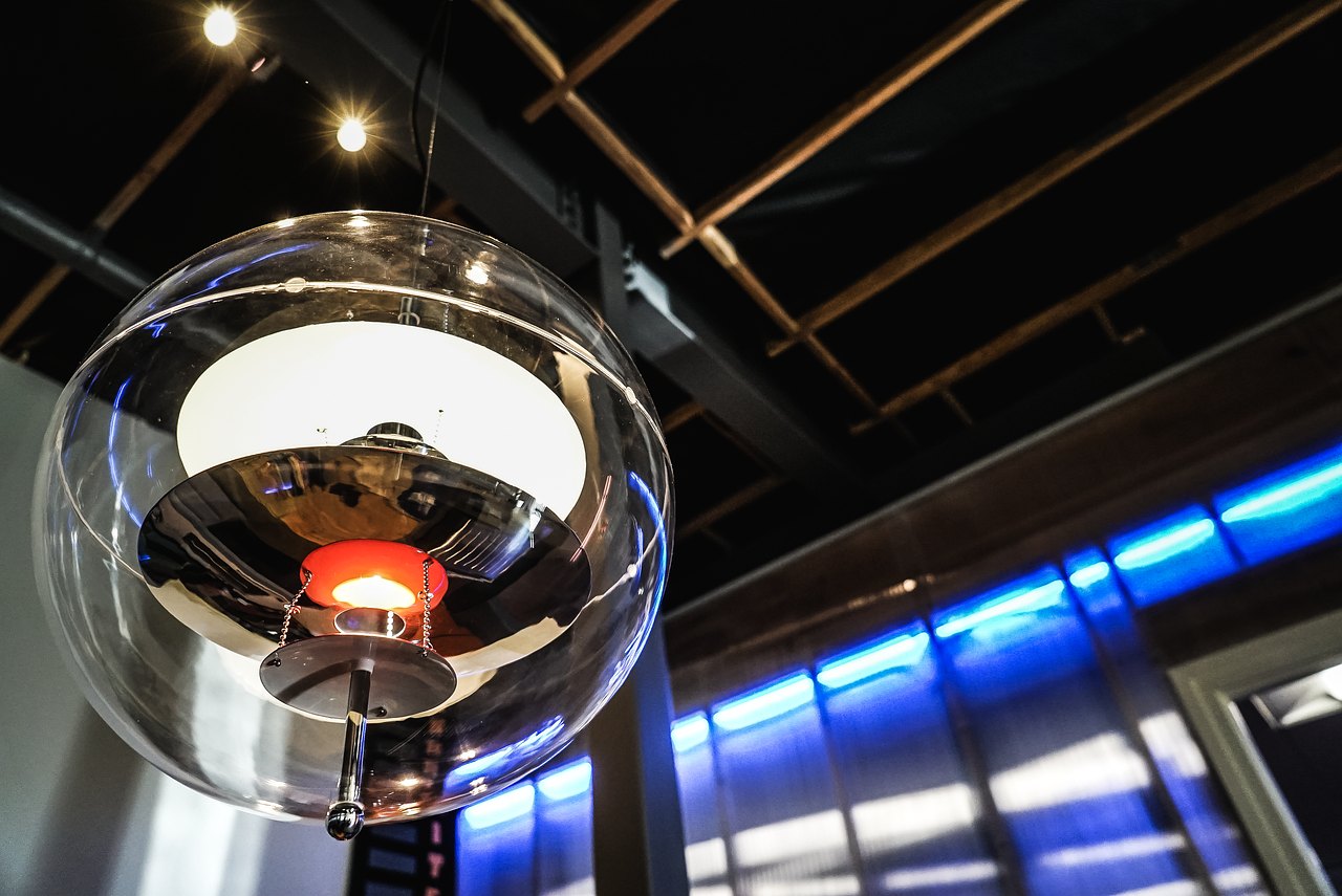 The Benefits of Using LED Commercial Lights