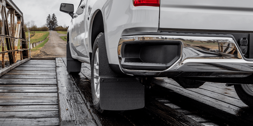 Types and unique features of splash guard for your cars