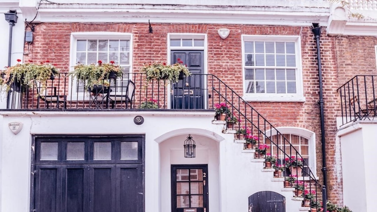 Advantages of Using A Key Card Door Lock System