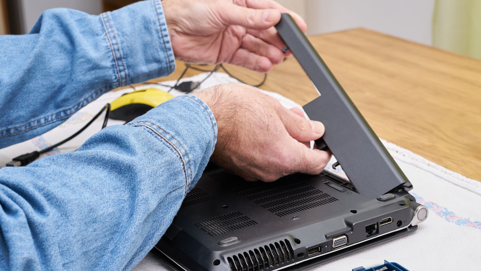 Tips to Choose an HP BN06XL Laptop Battery