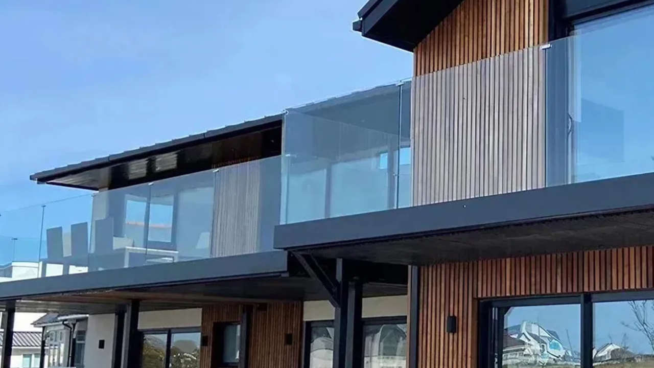 What Are The Innovations And Trends In Custom Glass Railing Manufacturing?