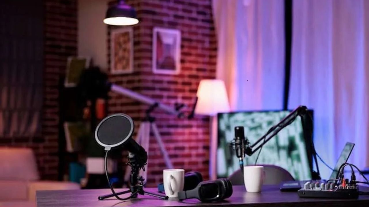 Turning Text into Podcast: PDF The New Document-Sharing Option