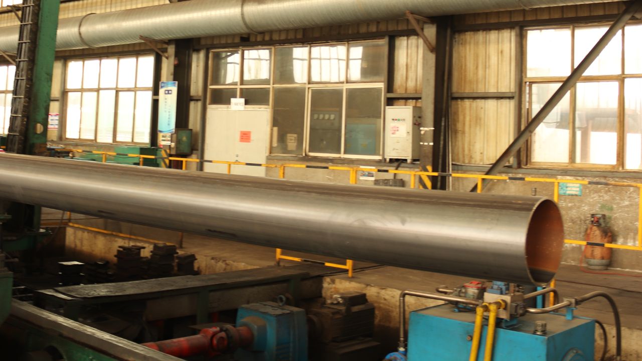 The Importance of Proper Calculation of Pipe Weight in Construction