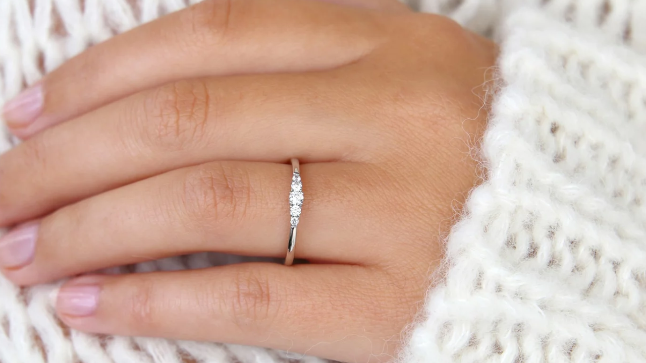 How Does Felicegals Redefine Personal Expression in Jewelry?