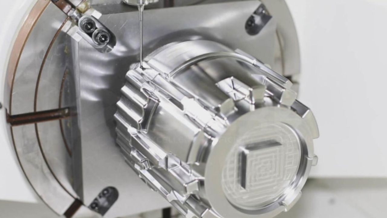 Which Are The Main Elements That Influence Machinability?