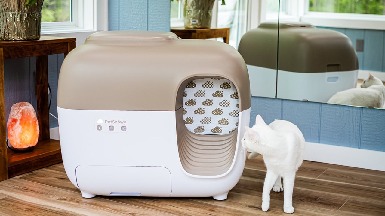 Cat Care Made Simple: The SNOW+ Automatic Litter Box with App Control
