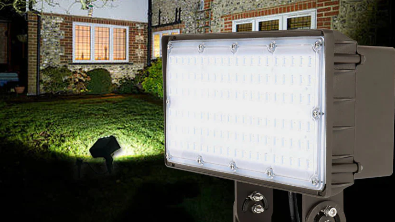 How Do LED Canopy Lights Improve Strength Performance in Comparison to Traditional