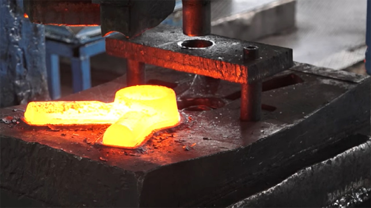 Enhancing Auto Part Performance with Hot Die Forging