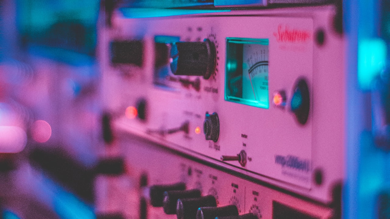 How Does Variable Speed Screw Air Compressor Work?  What Do You Know About It?