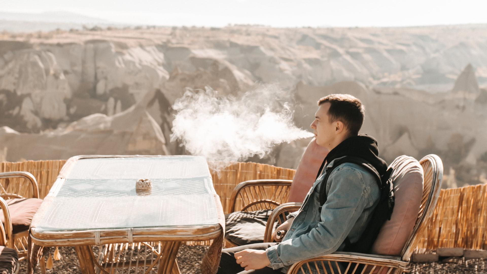 Is the RAZ CA6000 the Right Disposable Vape for You?