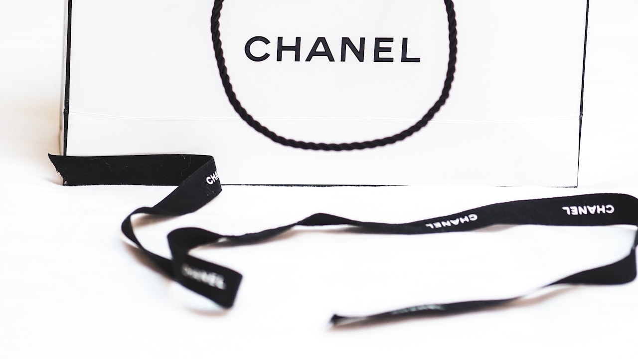 How to Choose the Right Cosmetic Bag